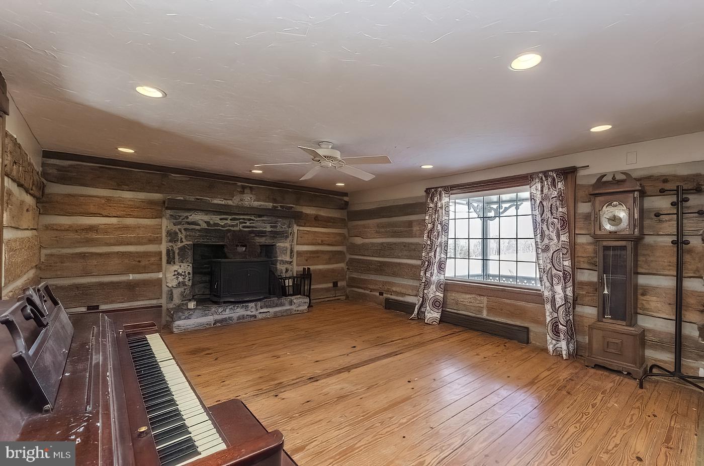 NEW MARKET - Residential