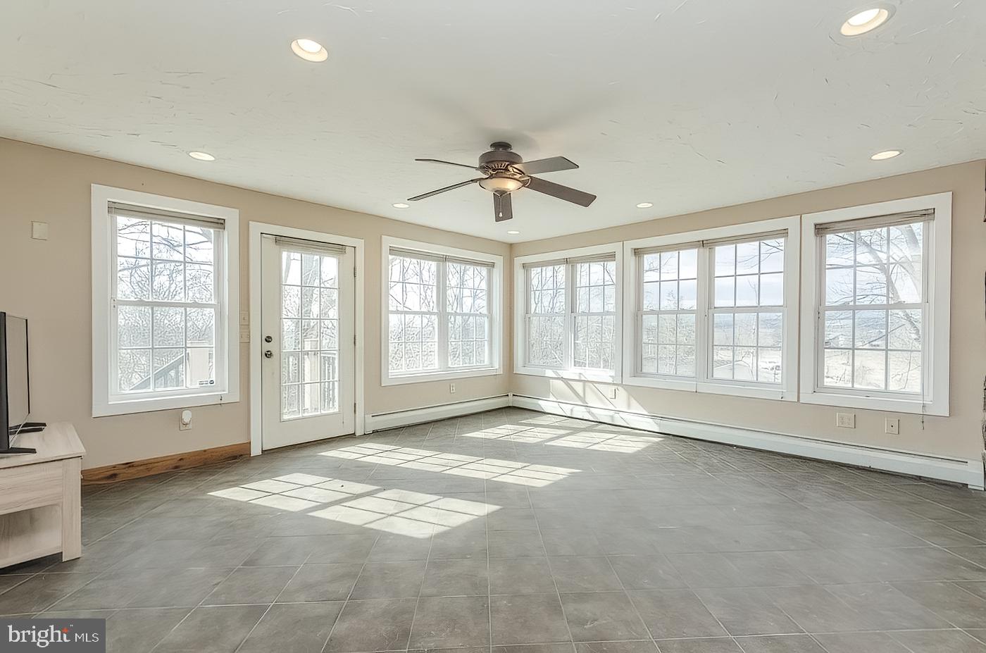 NEW MARKET - Residential