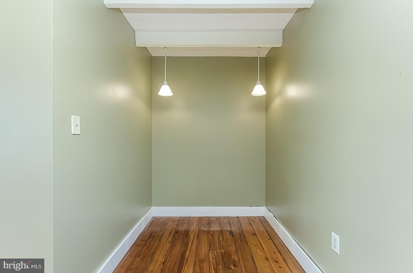 NEW MARKET - Residential