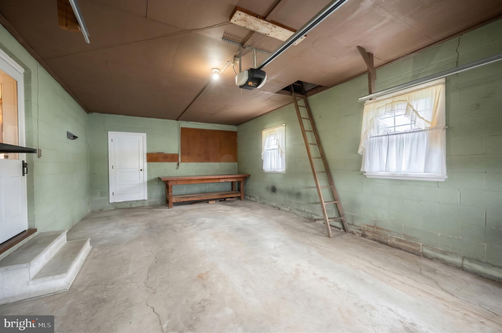 BENDERSVILLE BOROUGH - Residential