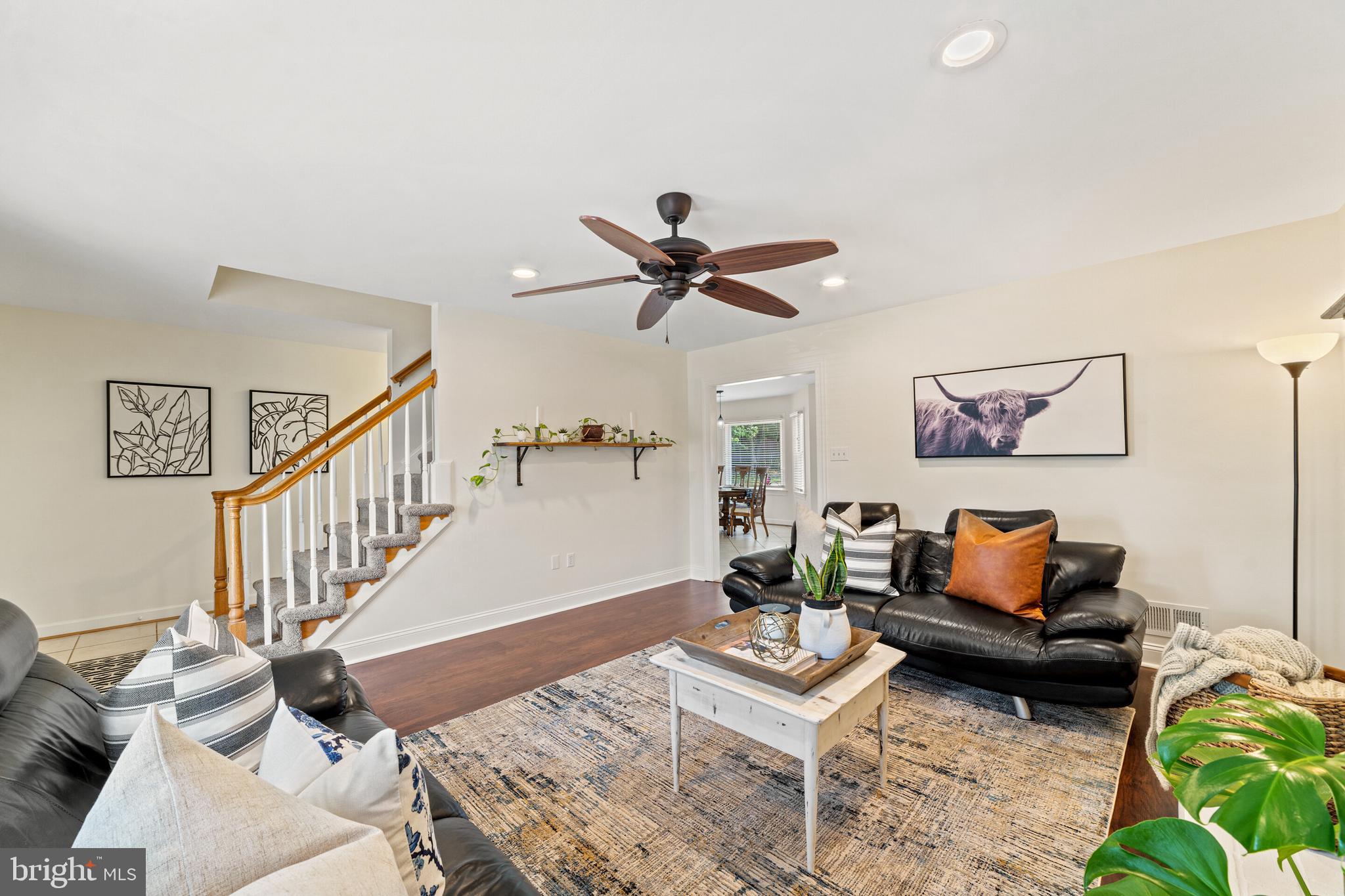 MEADFIELD - Residential