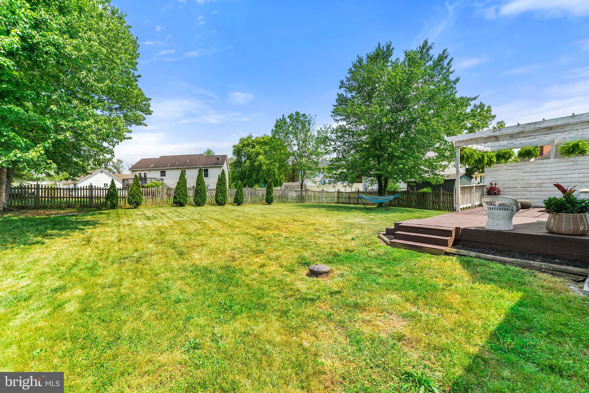 MEADFIELD - Residential