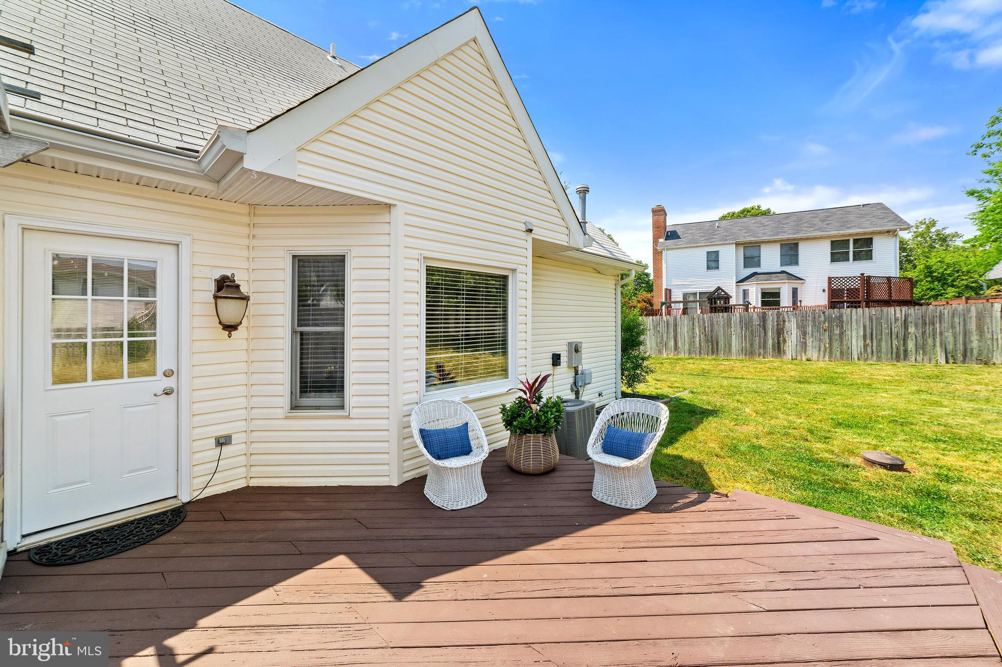 MEADFIELD - Residential