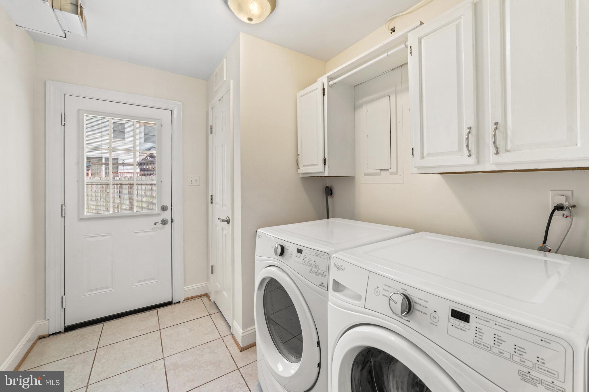 MEADFIELD - Residential