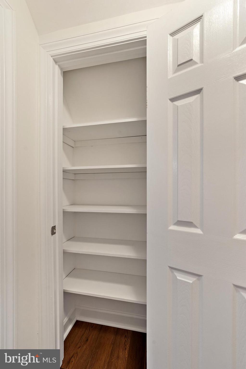 MEADFIELD - Residential