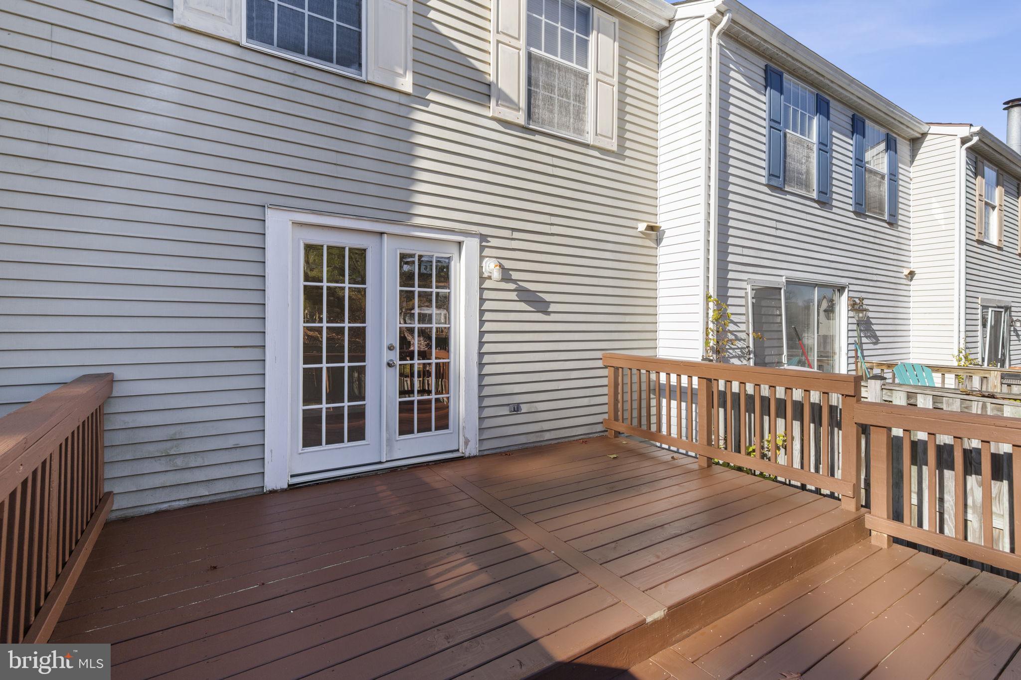 CONSTANT FRIENDSHIP - Residential Lease