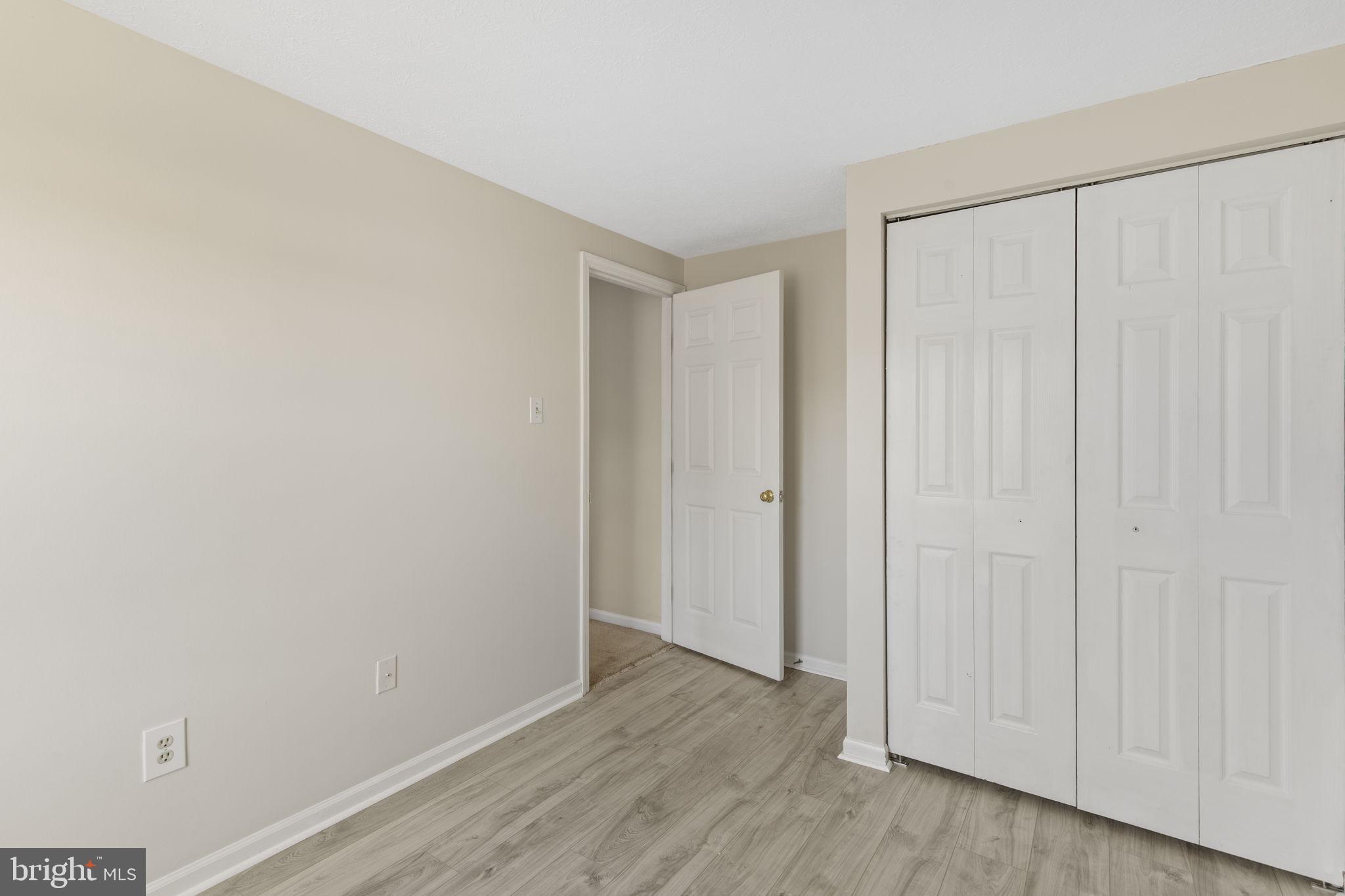 CONSTANT FRIENDSHIP - Residential Lease