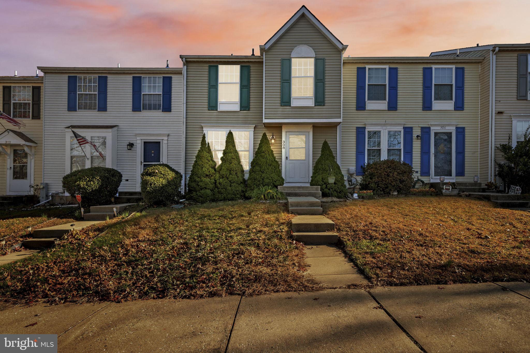 CONSTANT FRIENDSHIP - Residential Lease