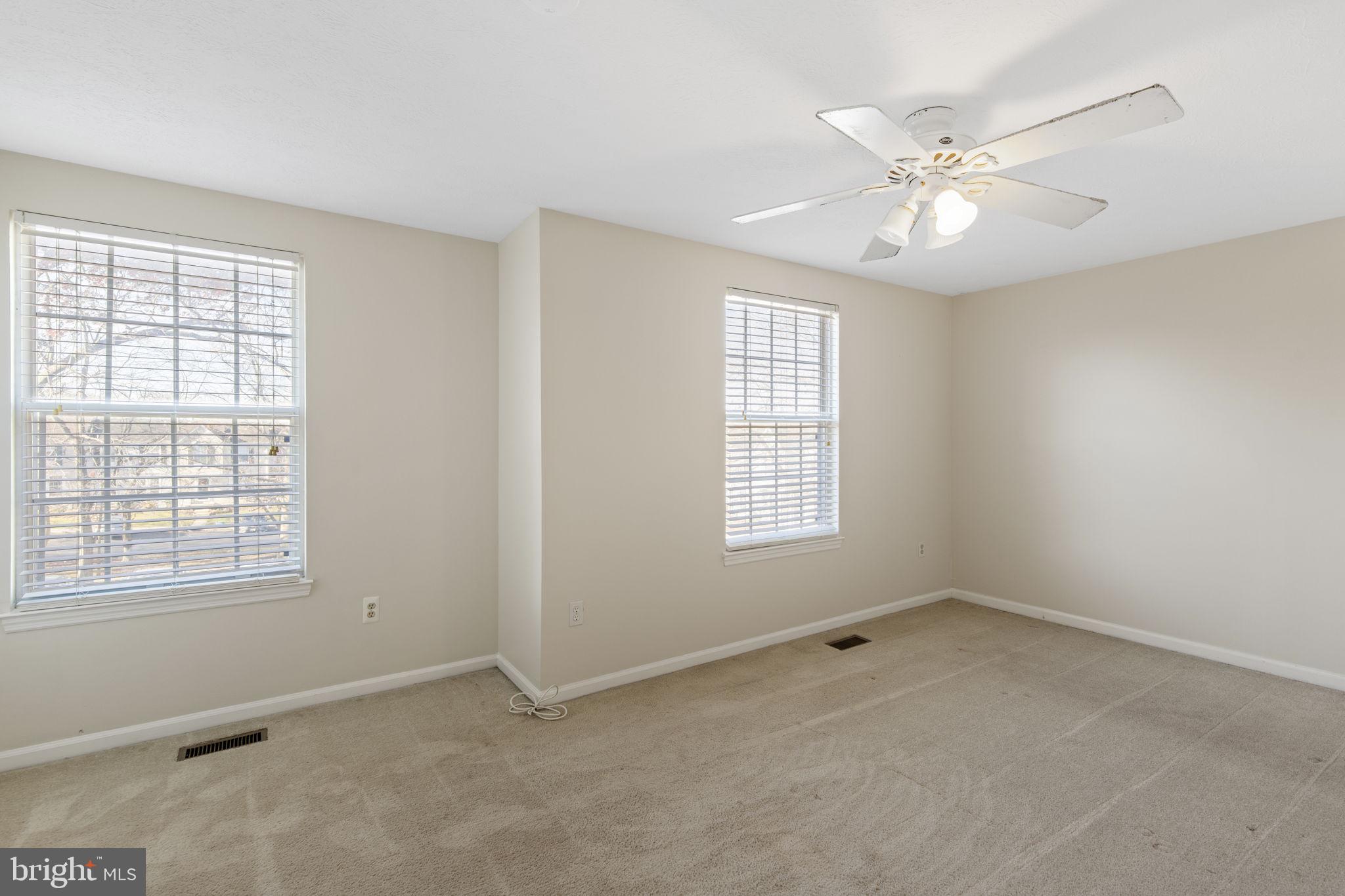 CONSTANT FRIENDSHIP - Residential Lease