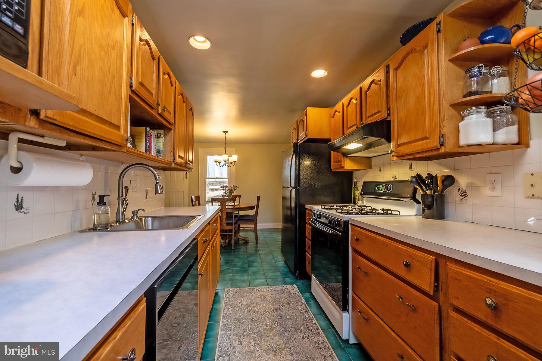 MELROSE PARK - Residential