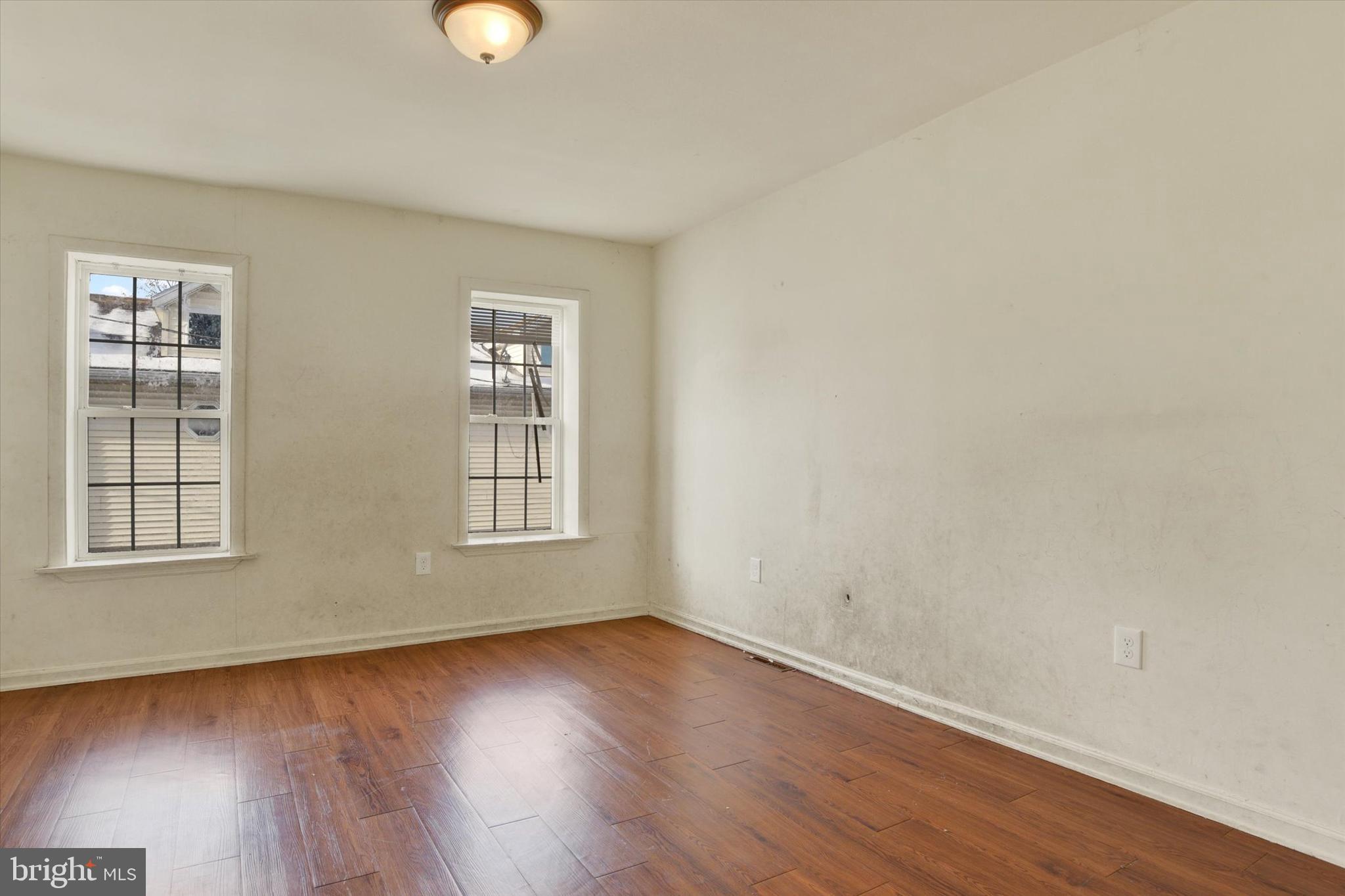 HARRISBURG CITY - Residential