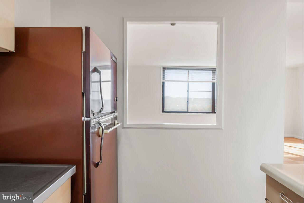 FORTY SIX HUNDRED - Residential