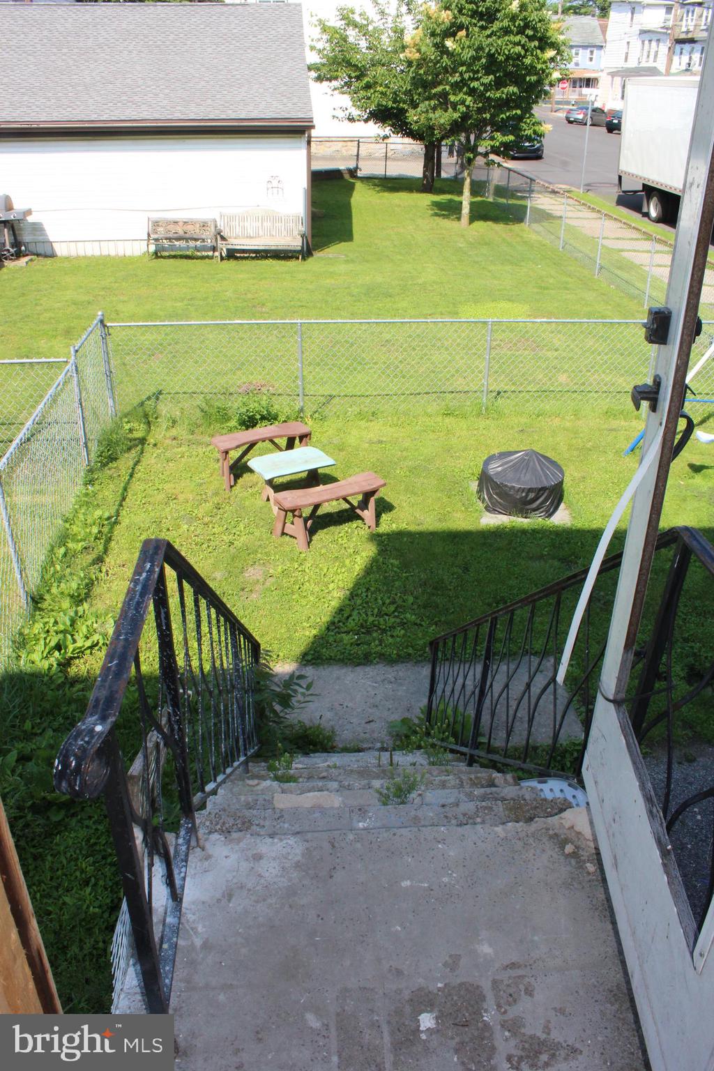 MOUNT CARMEL - Residential