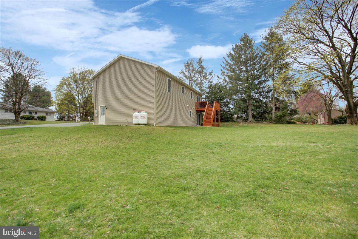 LAURICH ESTATES - Residential