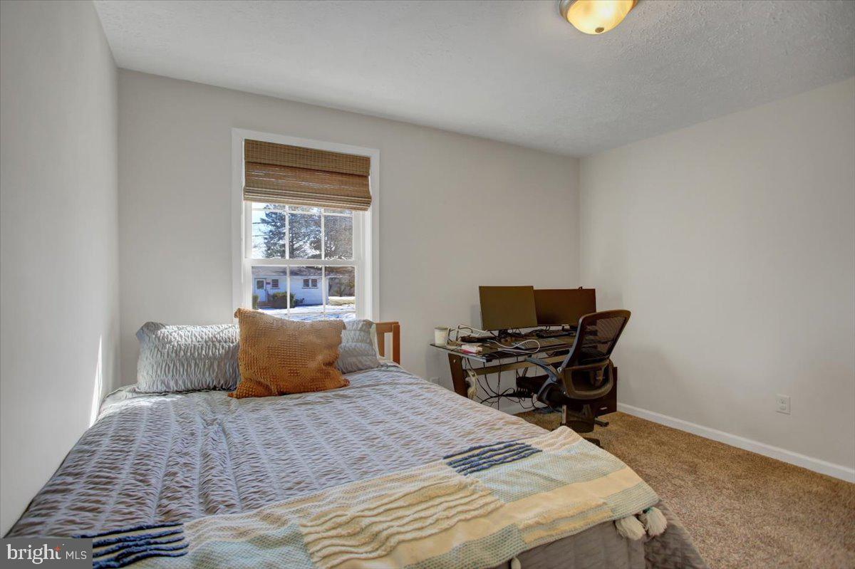 LAURICH ESTATES - Residential