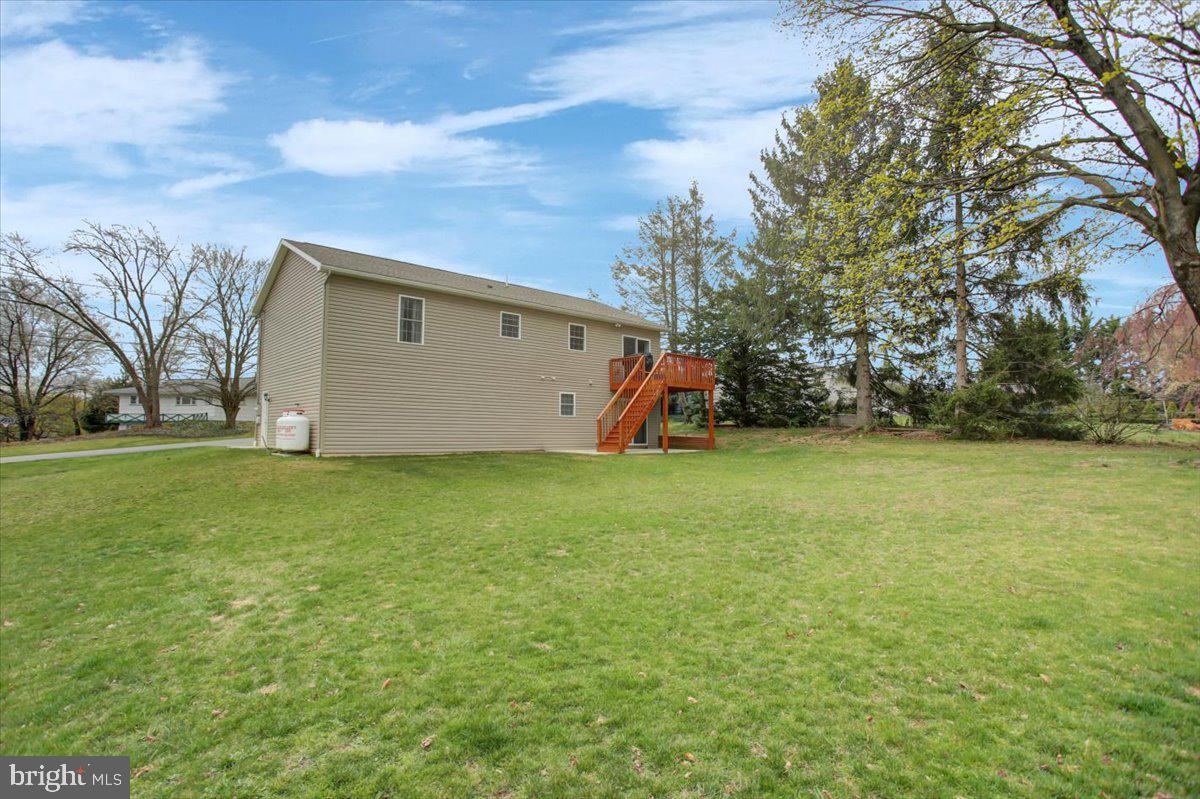 LAURICH ESTATES - Residential