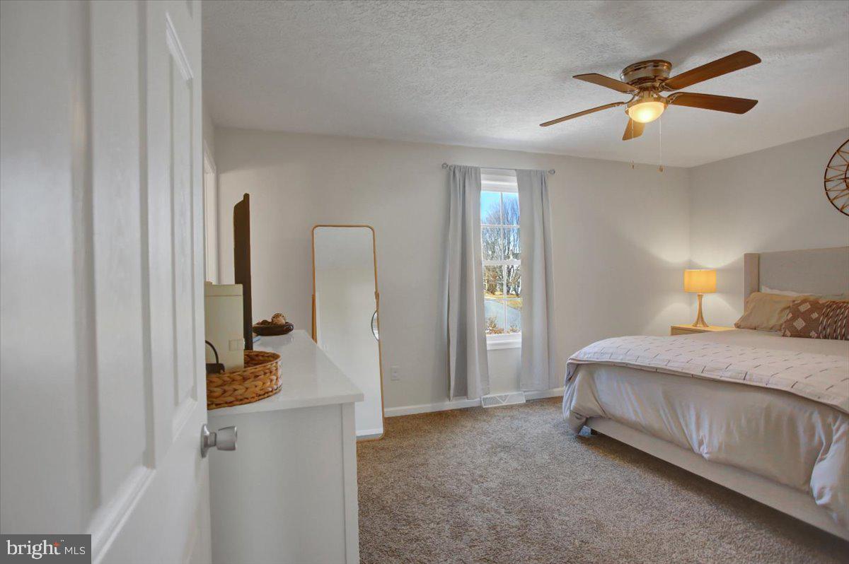 LAURICH ESTATES - Residential