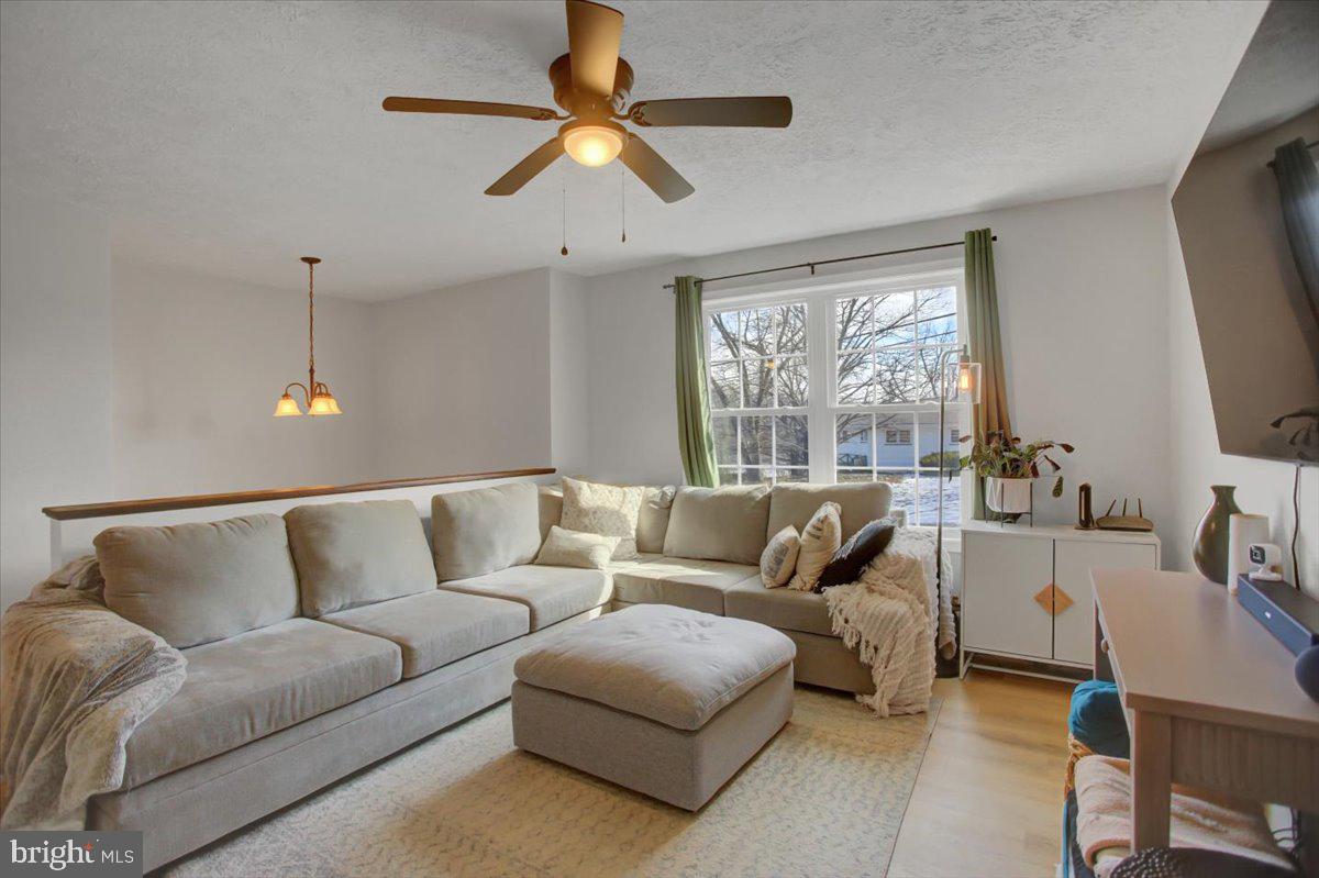 LAURICH ESTATES - Residential