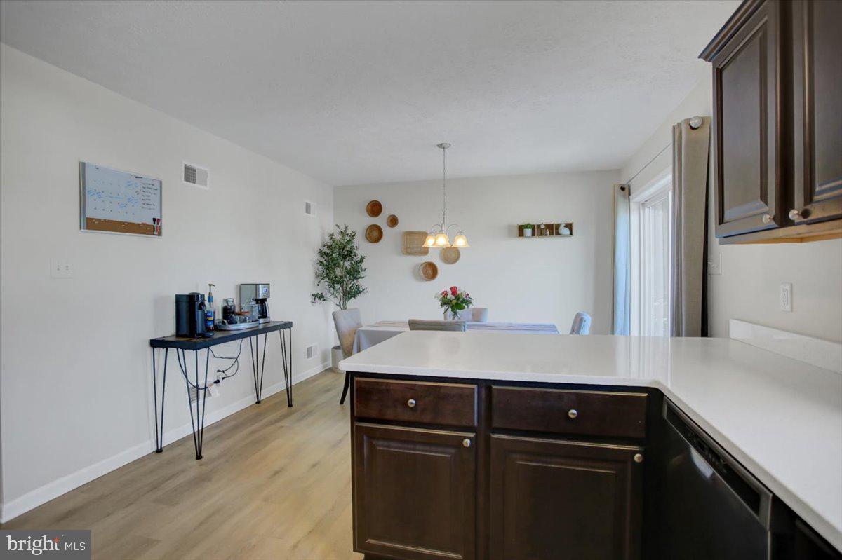 LAURICH ESTATES - Residential