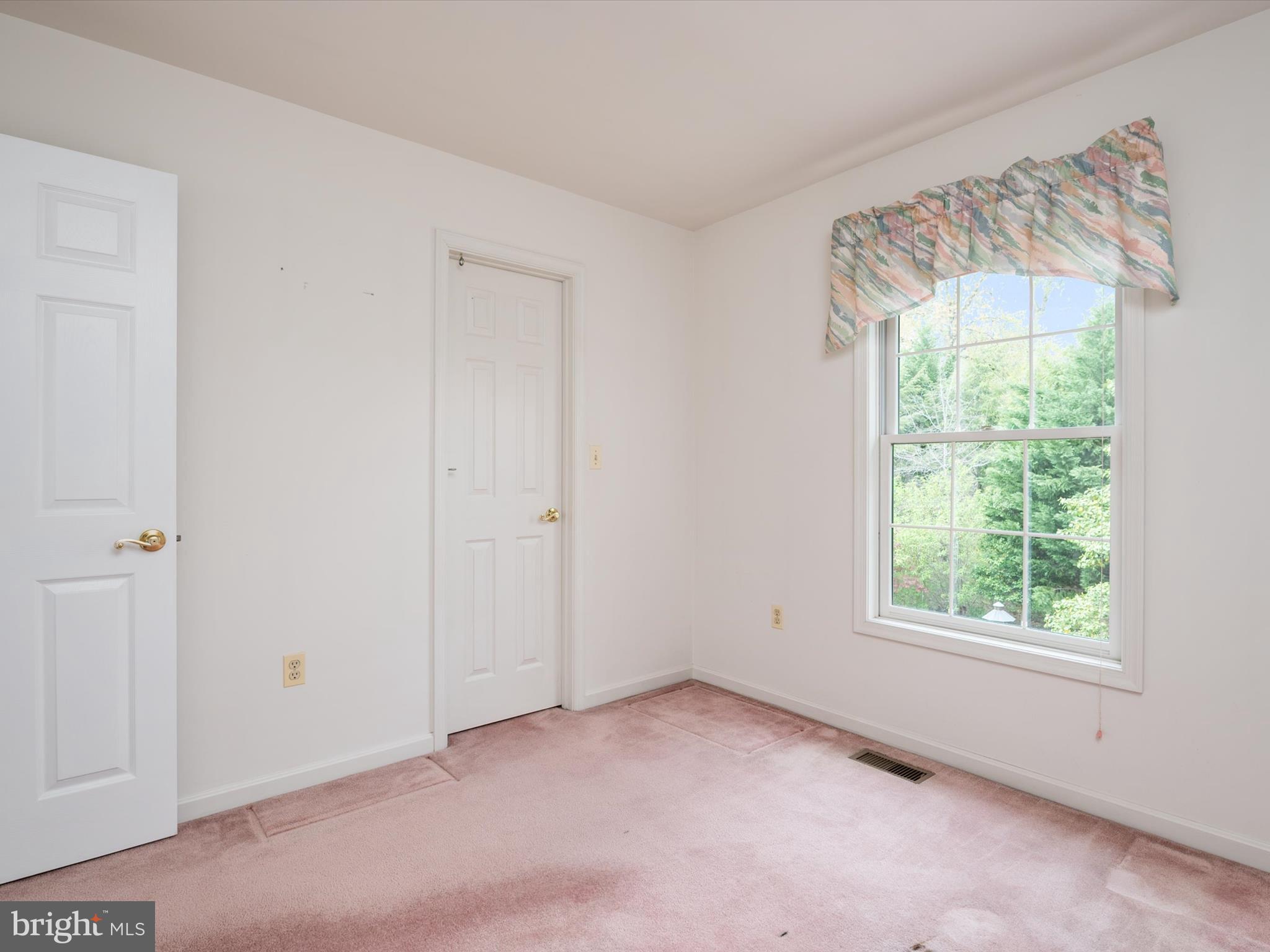 TRINITY FARMS - Residential