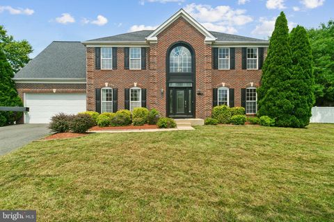 4811 LAKE ONTARIO WAY BOWIE MD 20720
