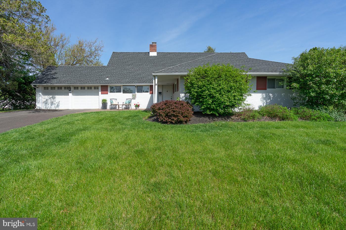 28 RUST HILL ROAD
