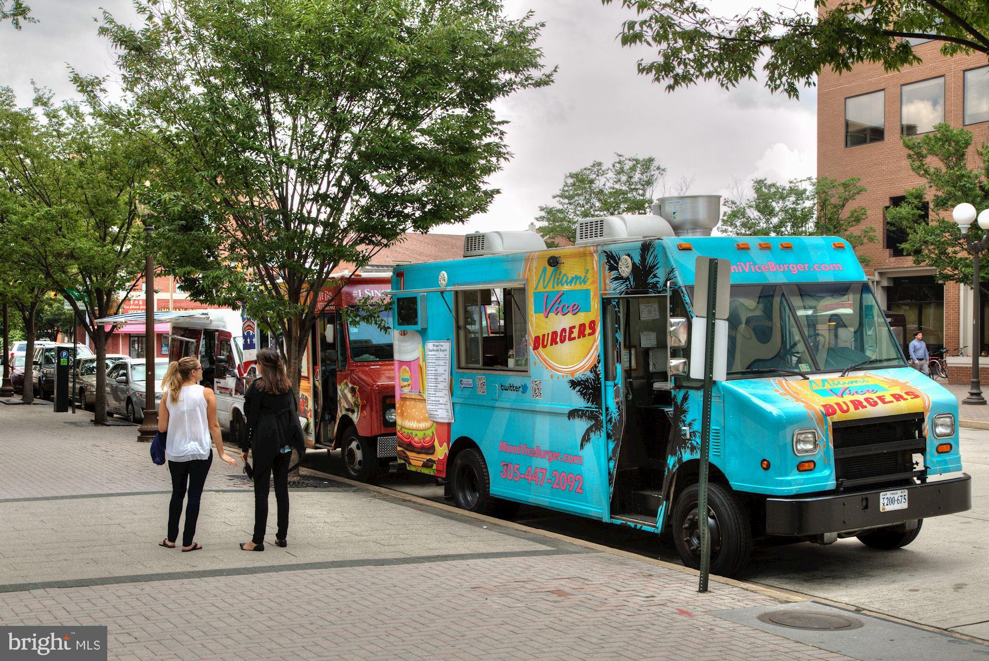 WINDSOR PLAZA - Residential Lease