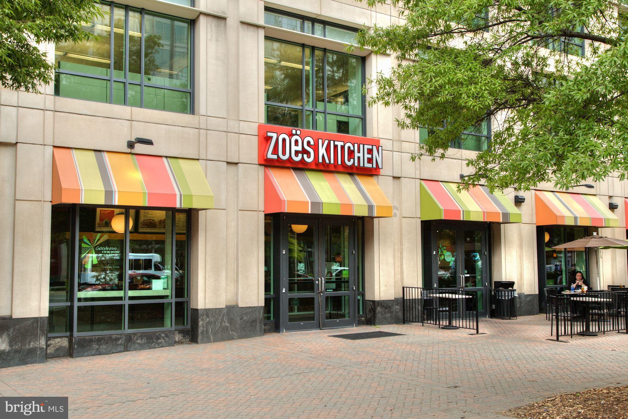 WINDSOR PLAZA - Residential Lease