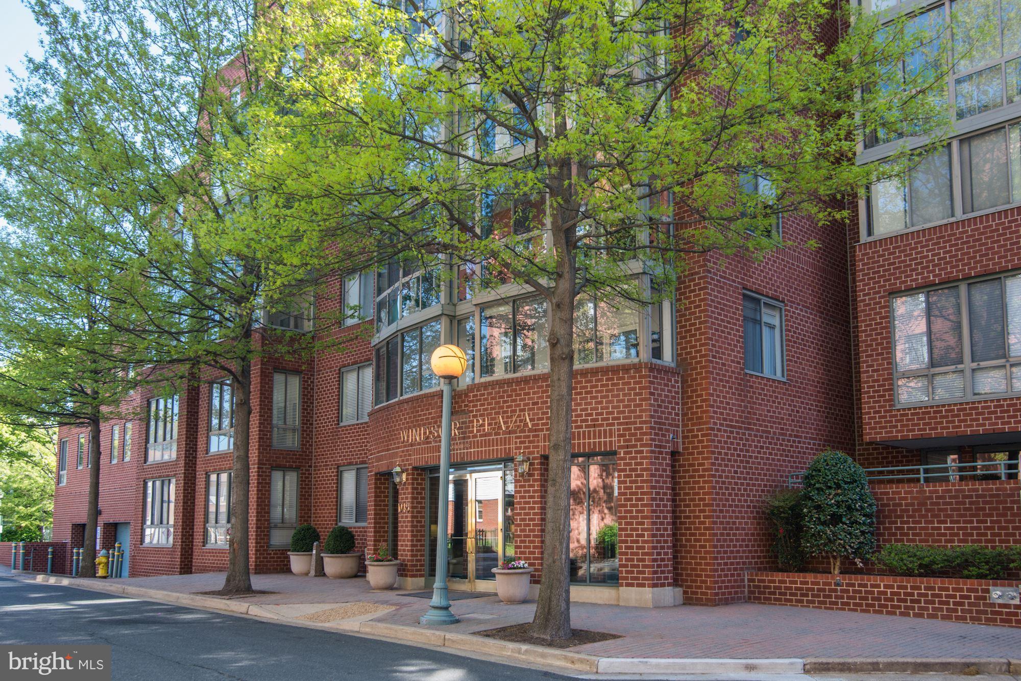 WINDSOR PLAZA - Residential Lease