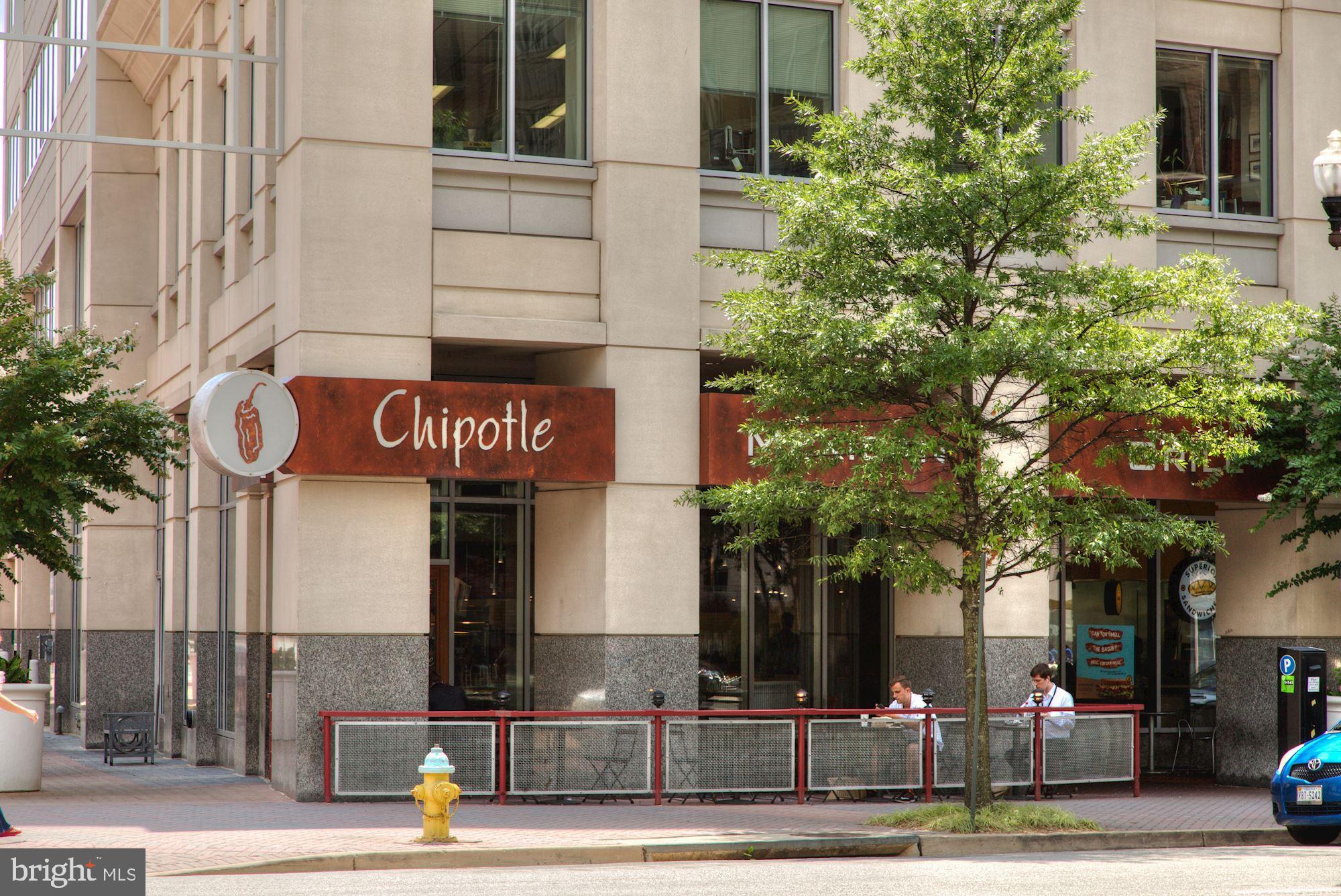 WINDSOR PLAZA - Residential Lease