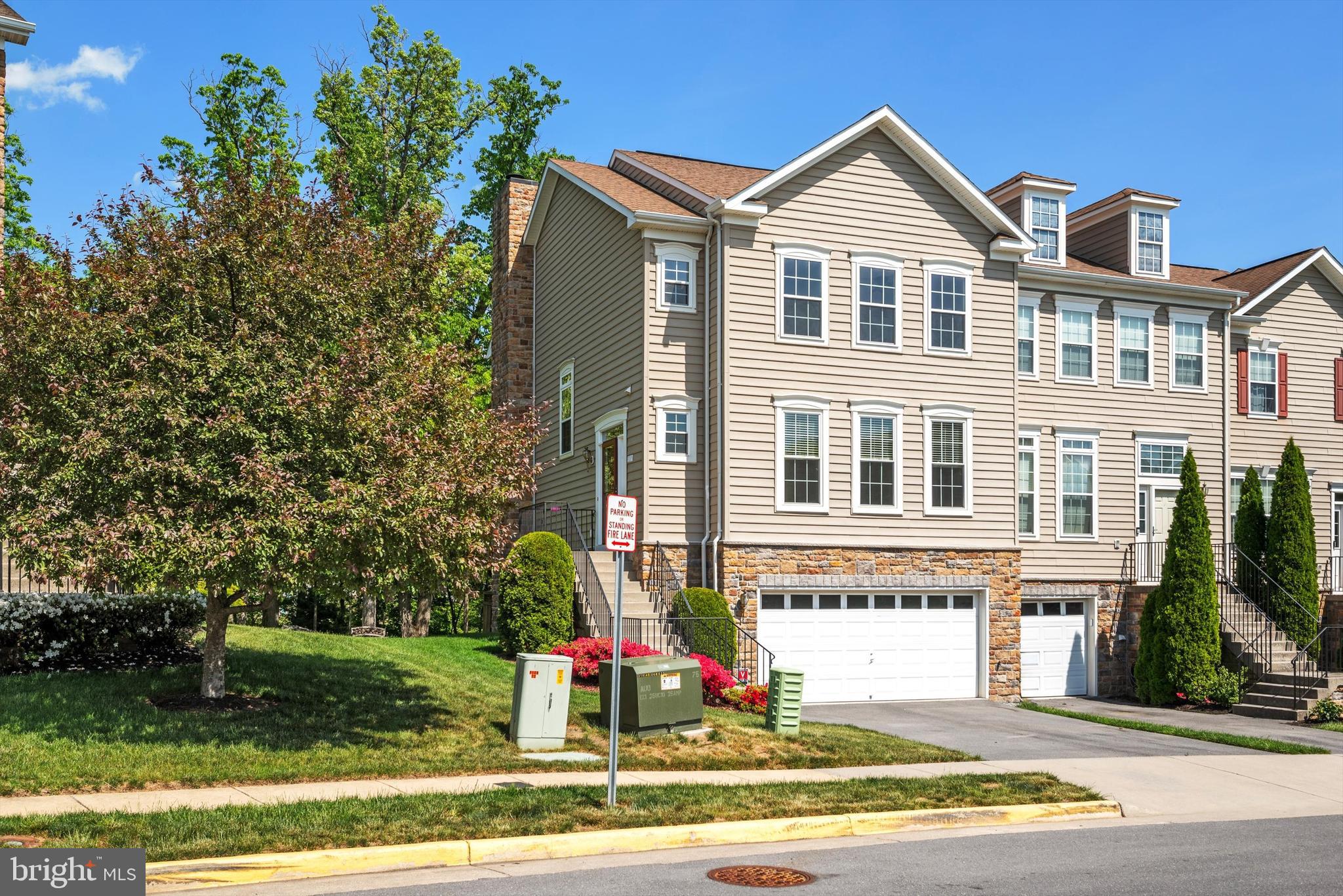 FIELDSTONE - Residential