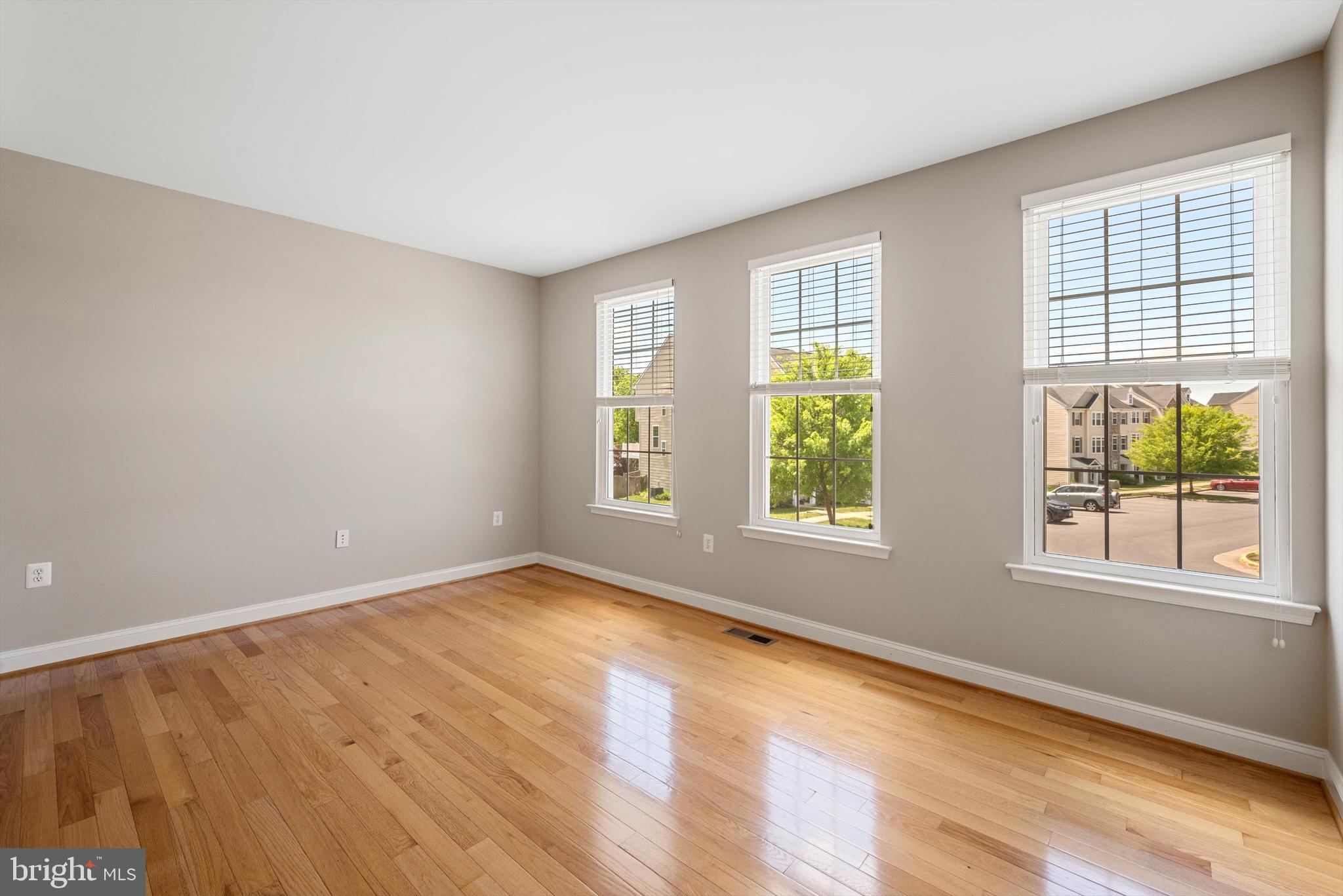 FIELDSTONE - Residential