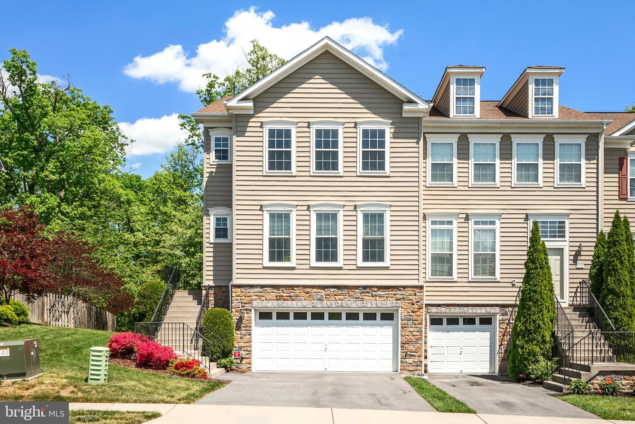 FIELDSTONE - Residential