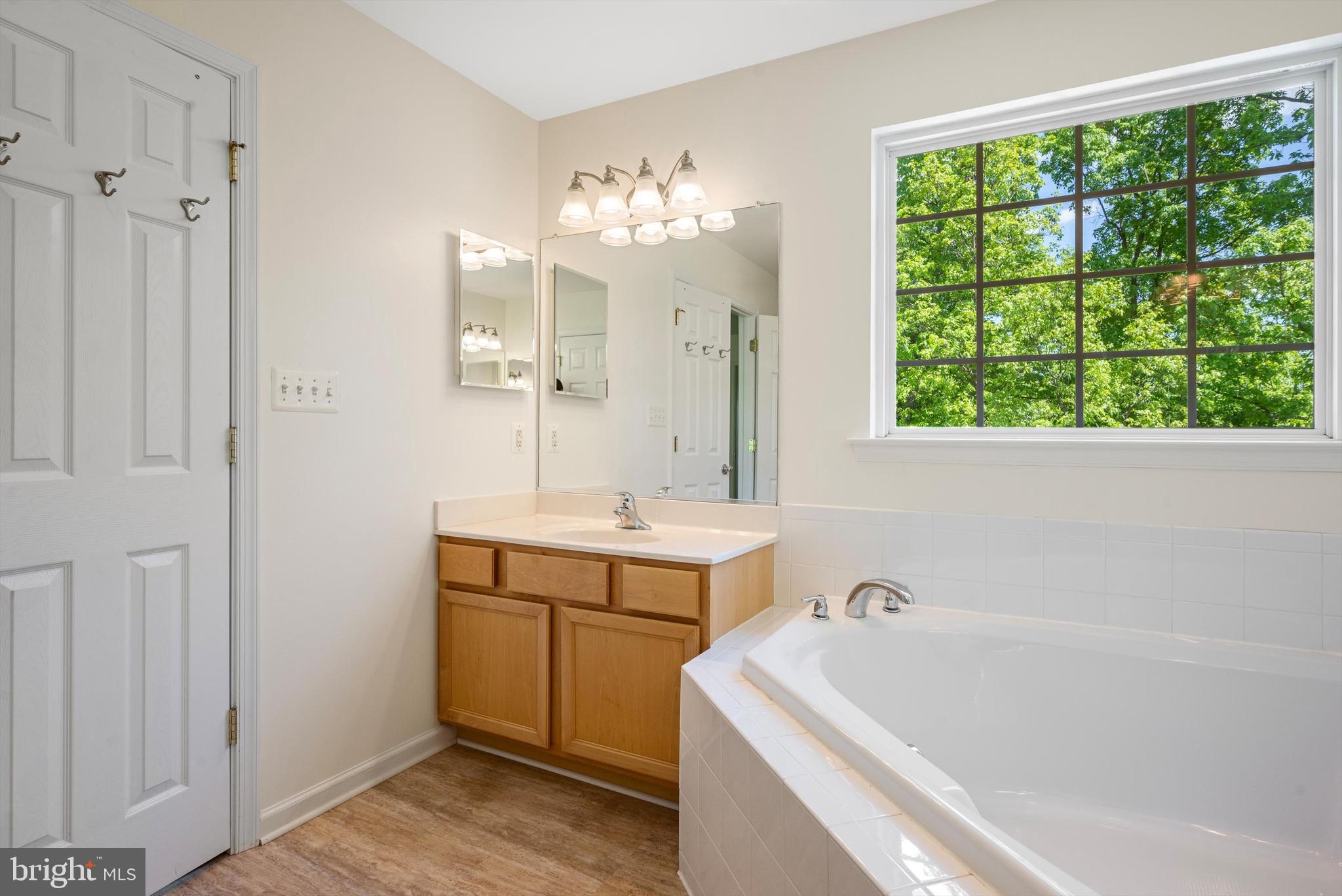 FIELDSTONE - Residential