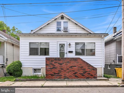 9 S STANTON STREET SCHUYLKILL HAVEN PA 17972