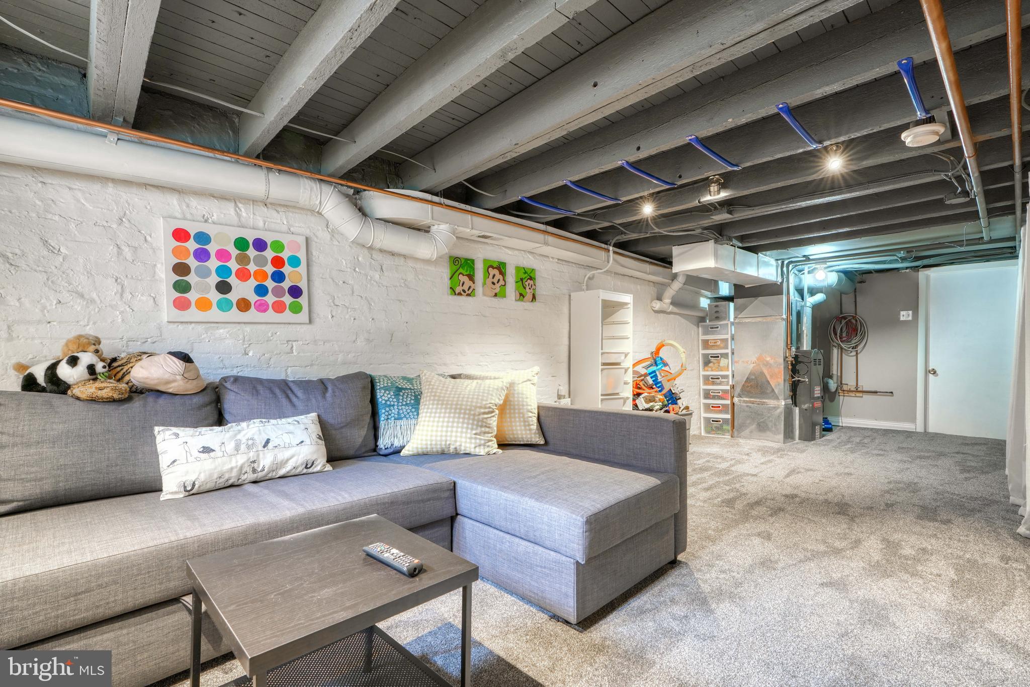 HIGHLANDTOWN - Residential