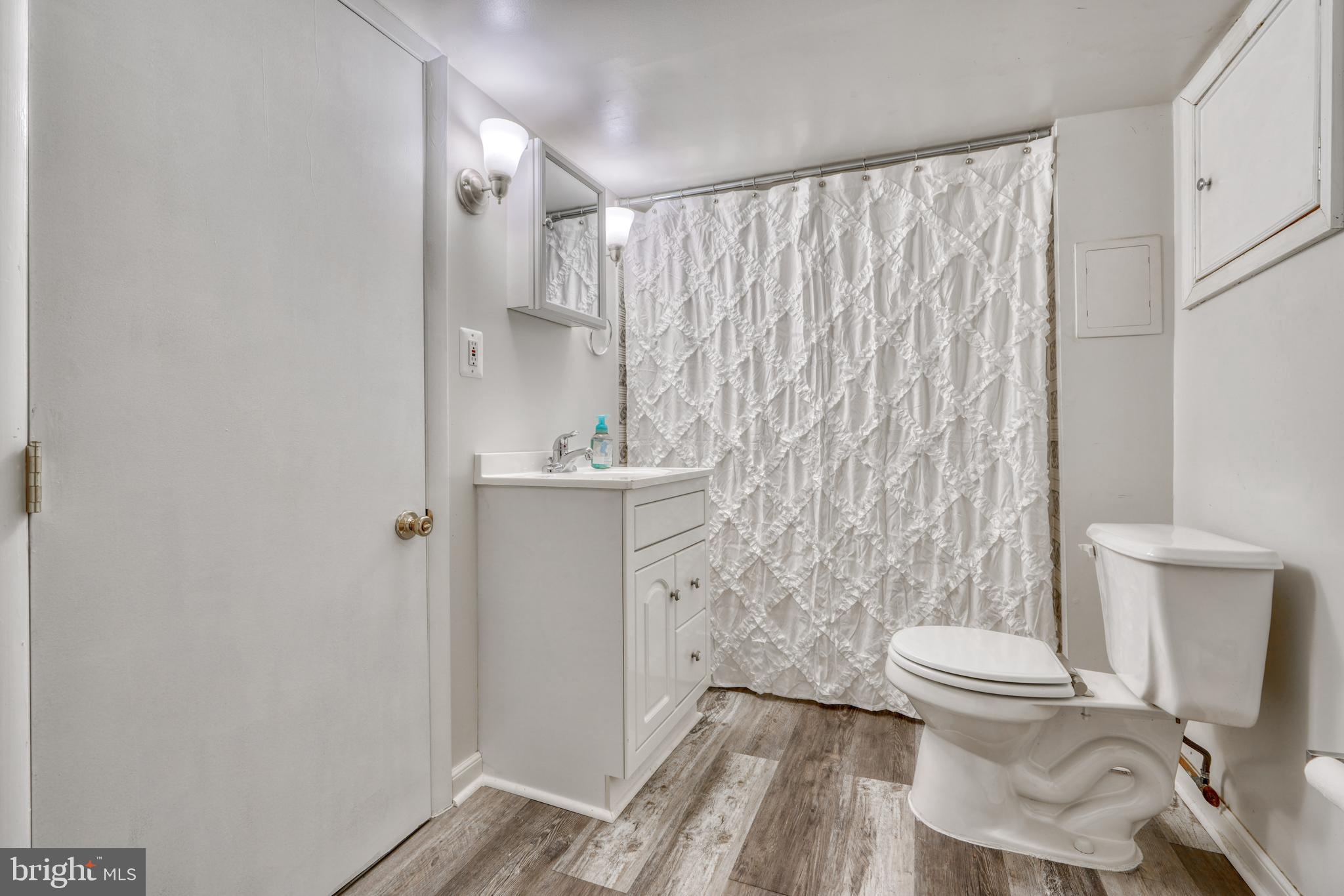 HIGHLANDTOWN - Residential