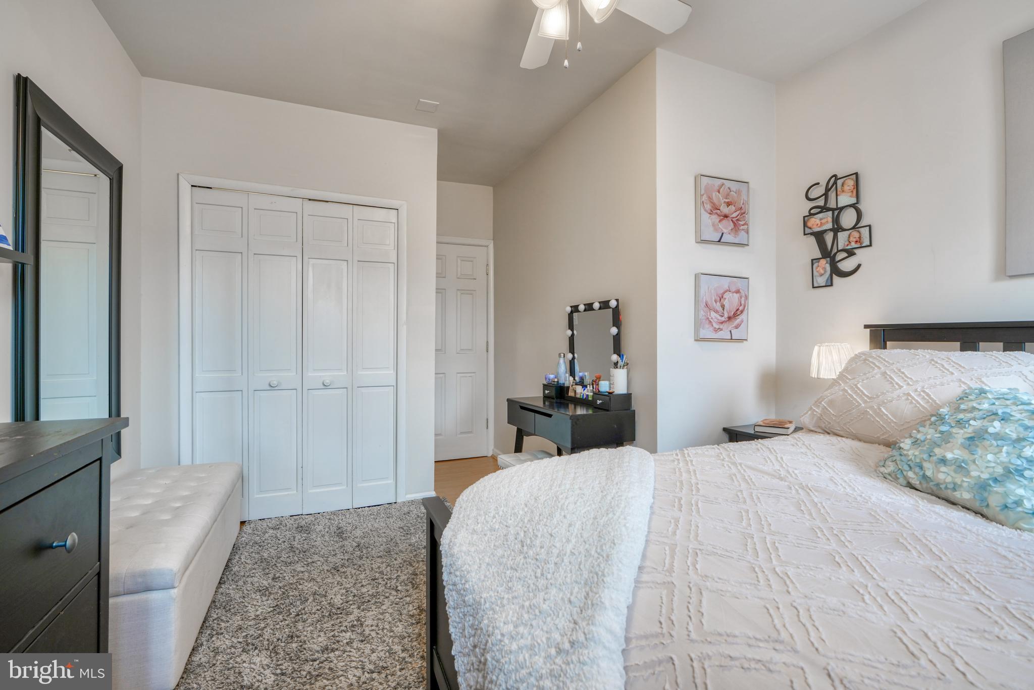 HIGHLANDTOWN - Residential