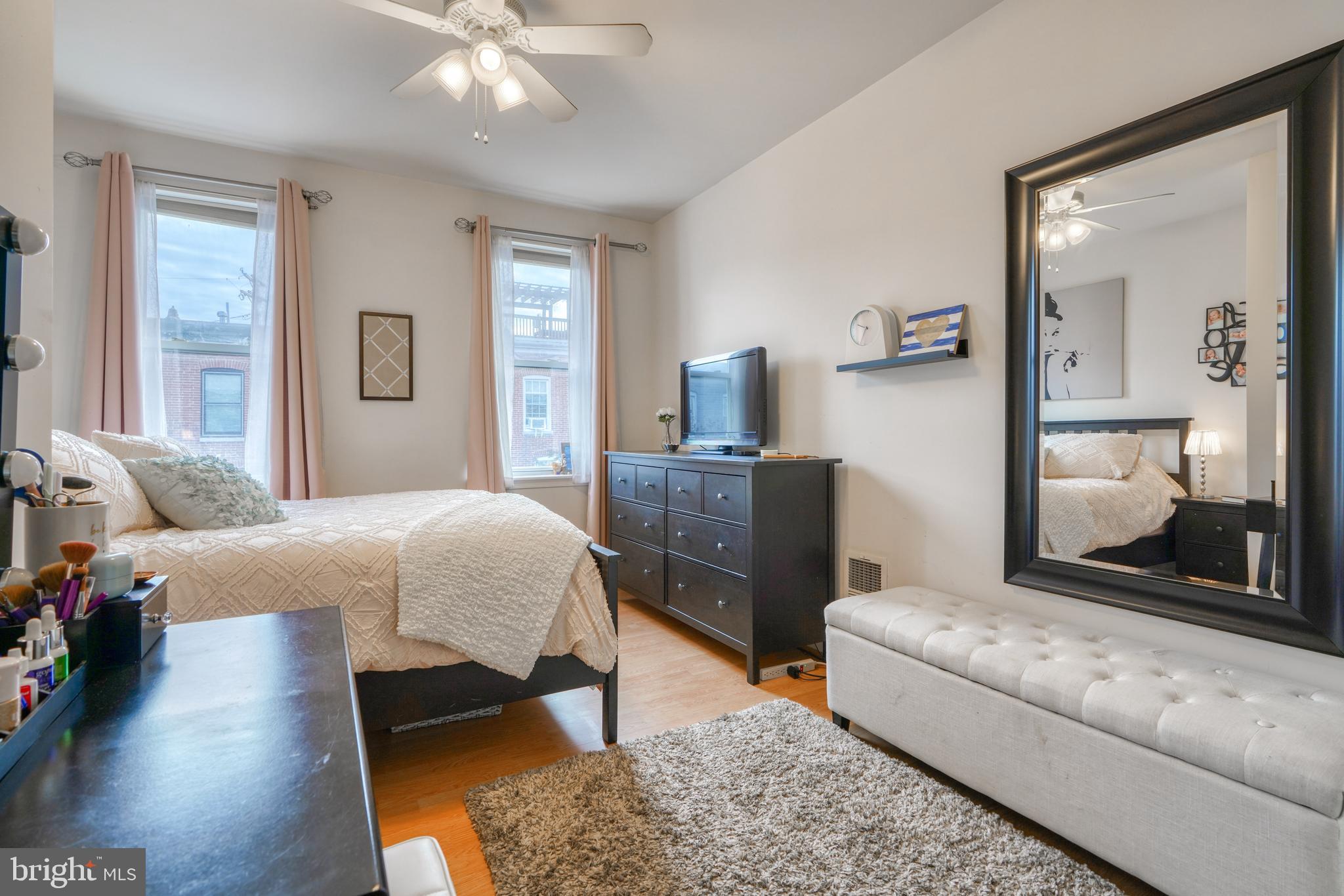 HIGHLANDTOWN - Residential