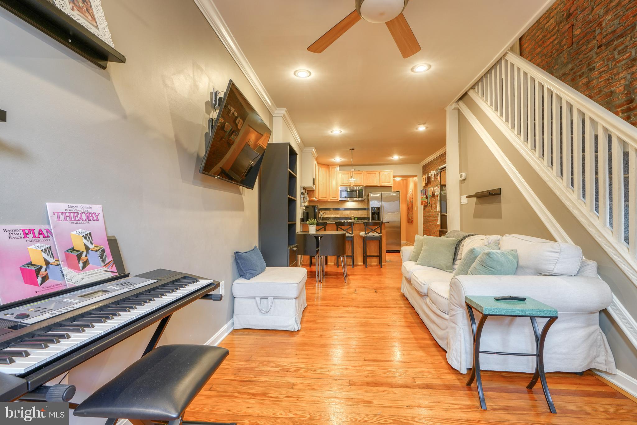 HIGHLANDTOWN - Residential