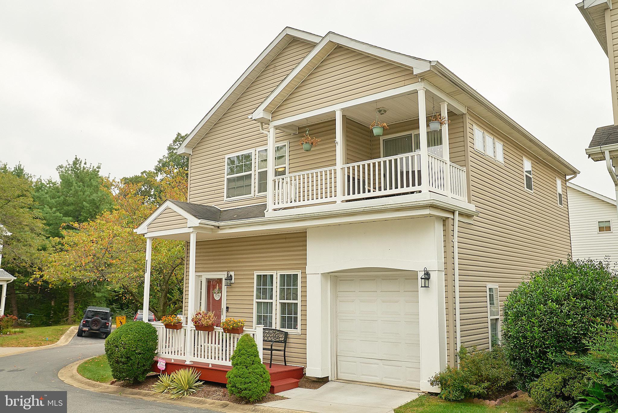 NEW COLONY VILLAGE - Residential Lease