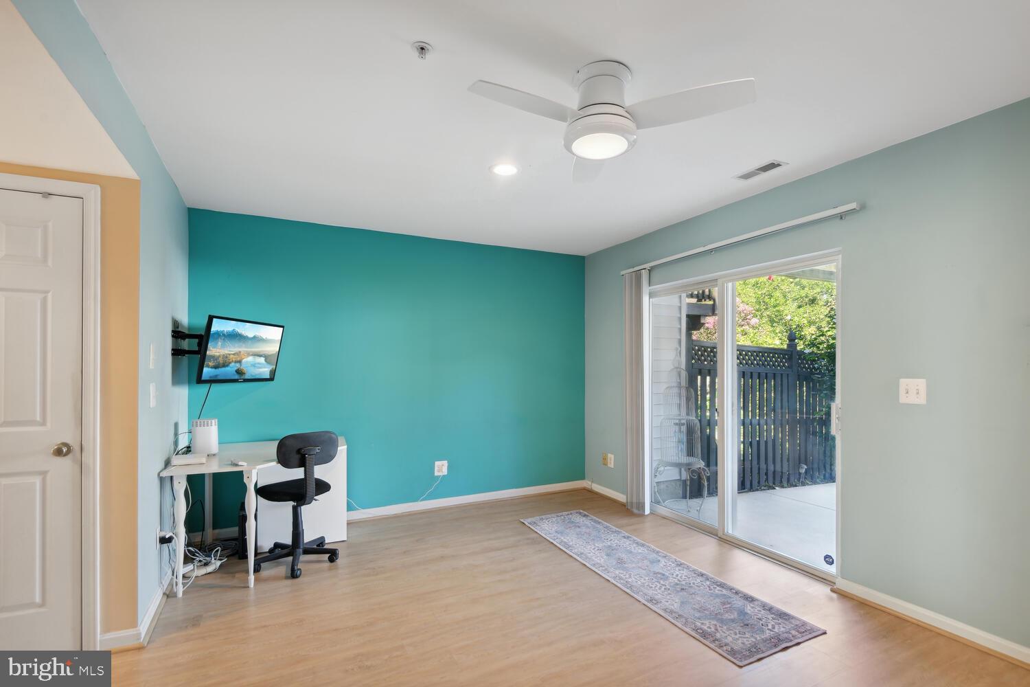 COURTS AT BELLE POINTE - Residential