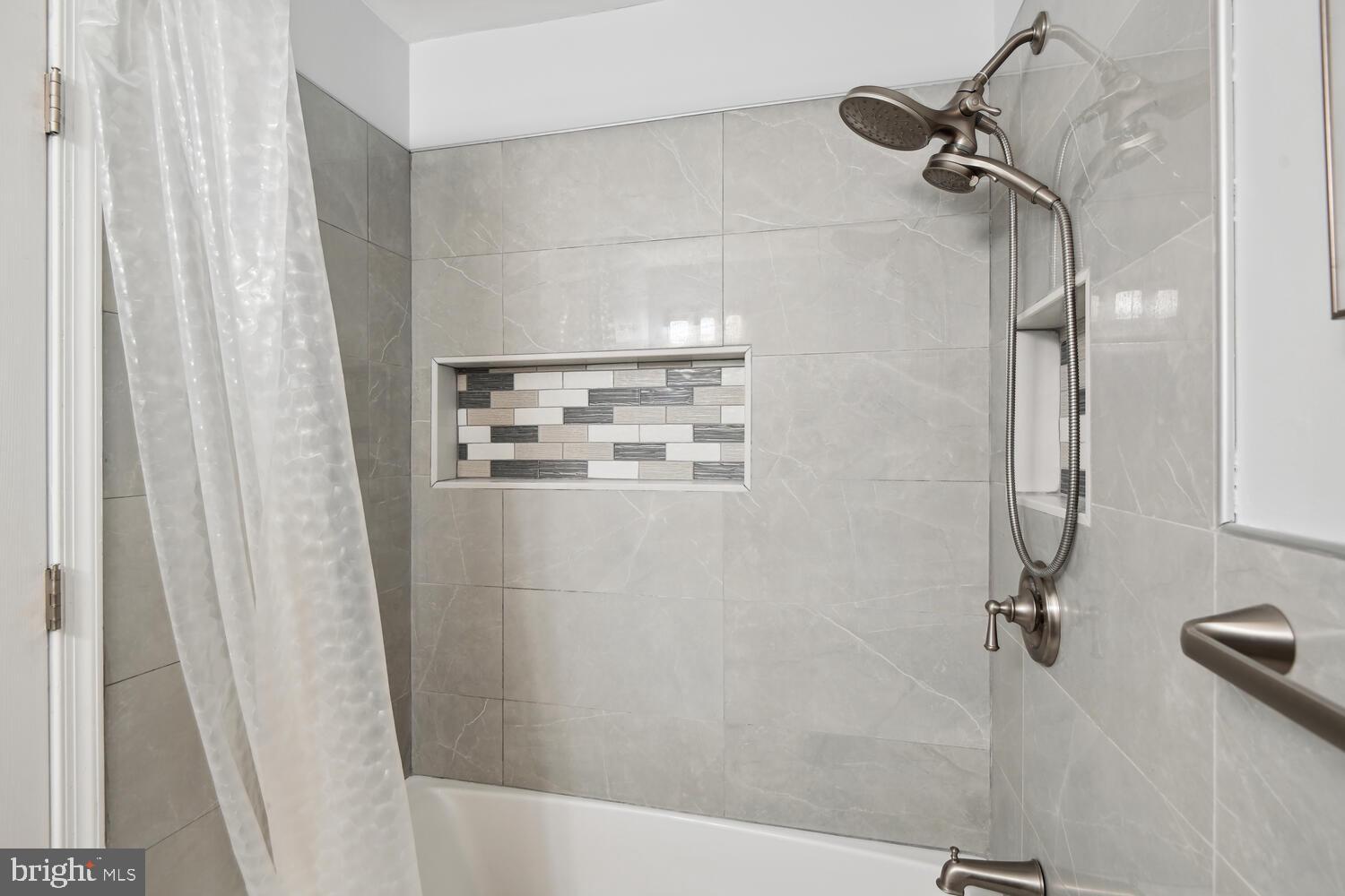 COURTS AT BELLE POINTE - Residential