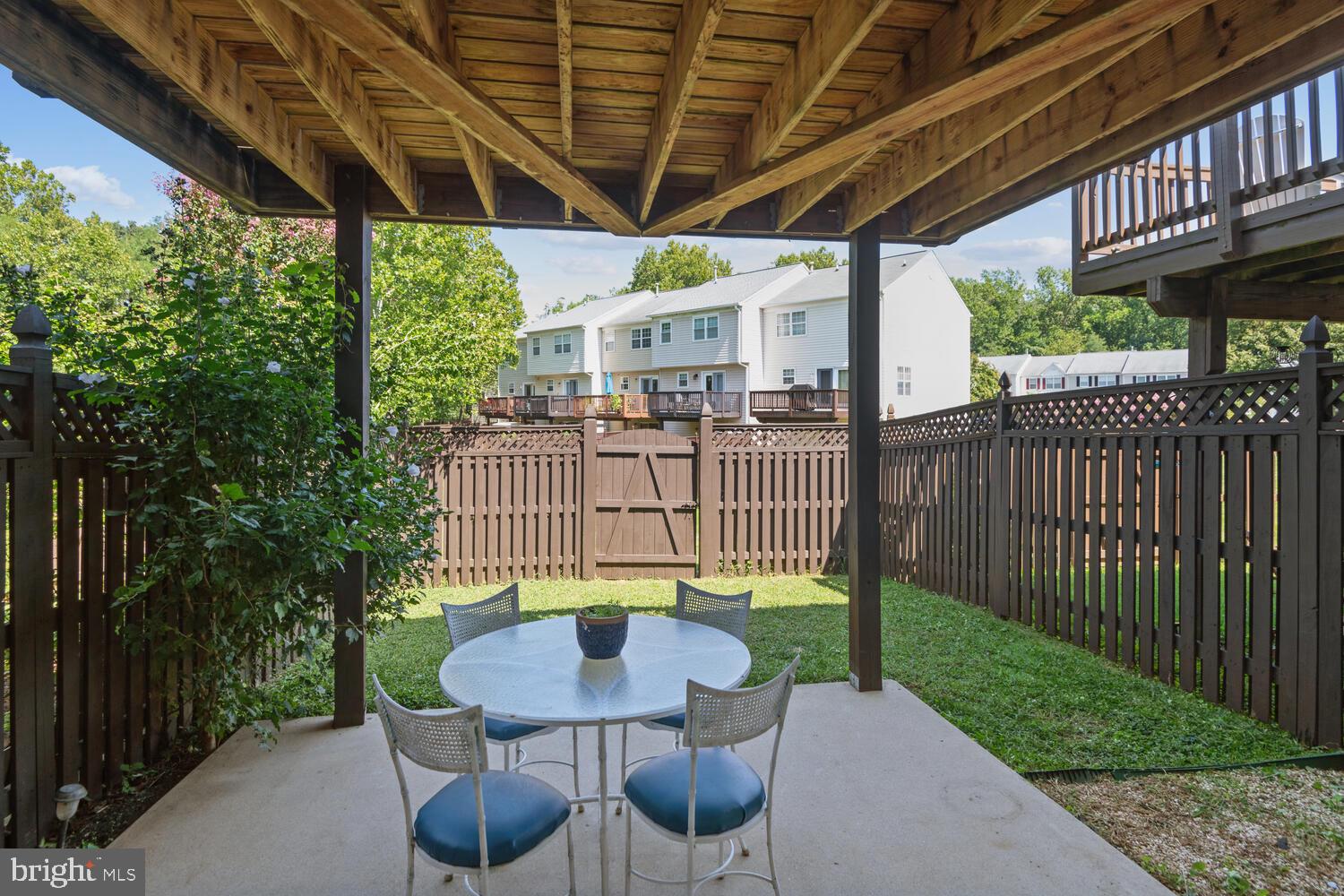 COURTS AT BELLE POINTE - Residential