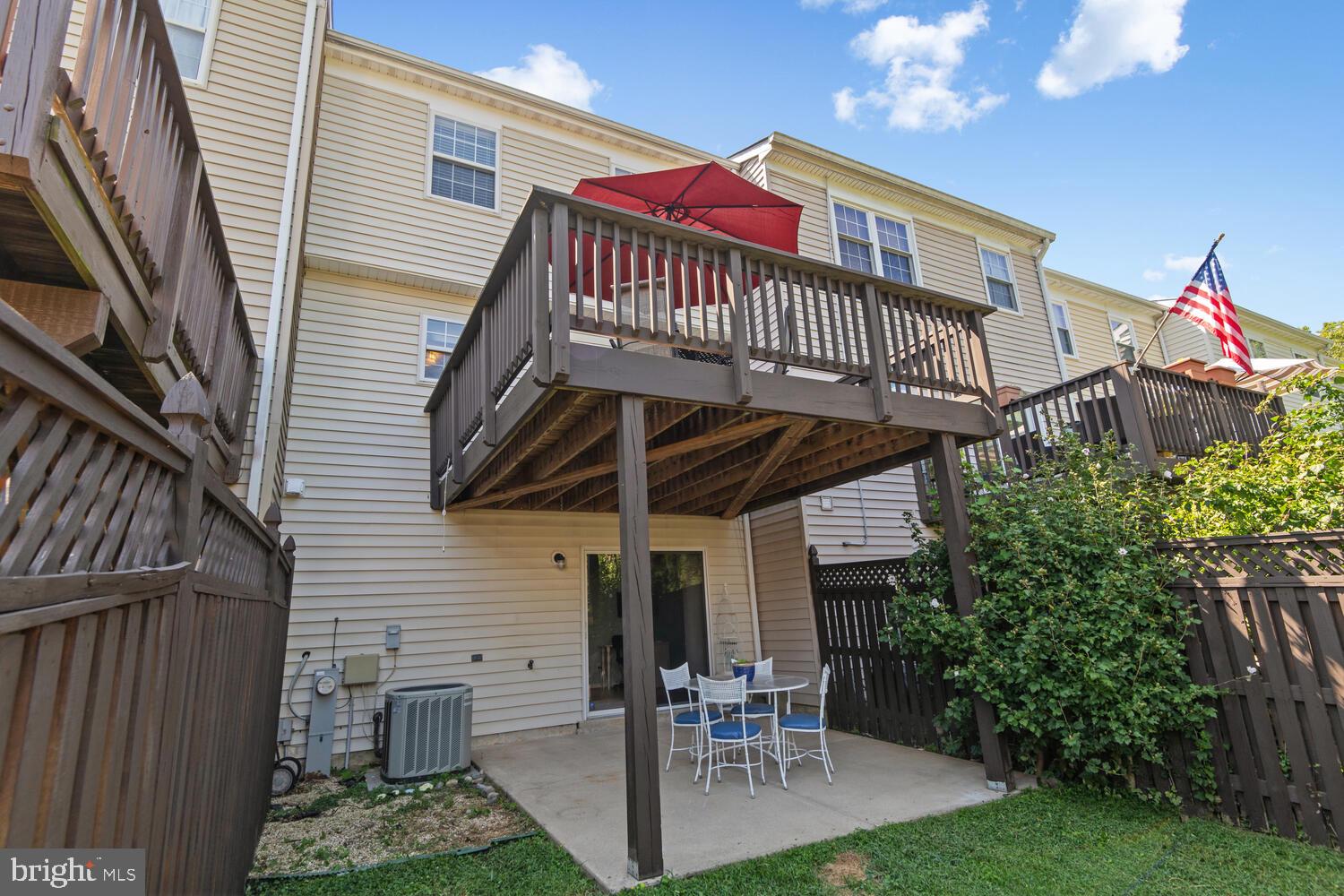 COURTS AT BELLE POINTE - Residential