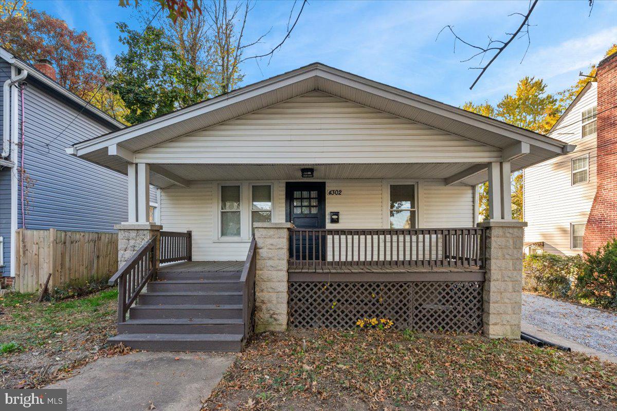 MT RAINIER - Residential Lease