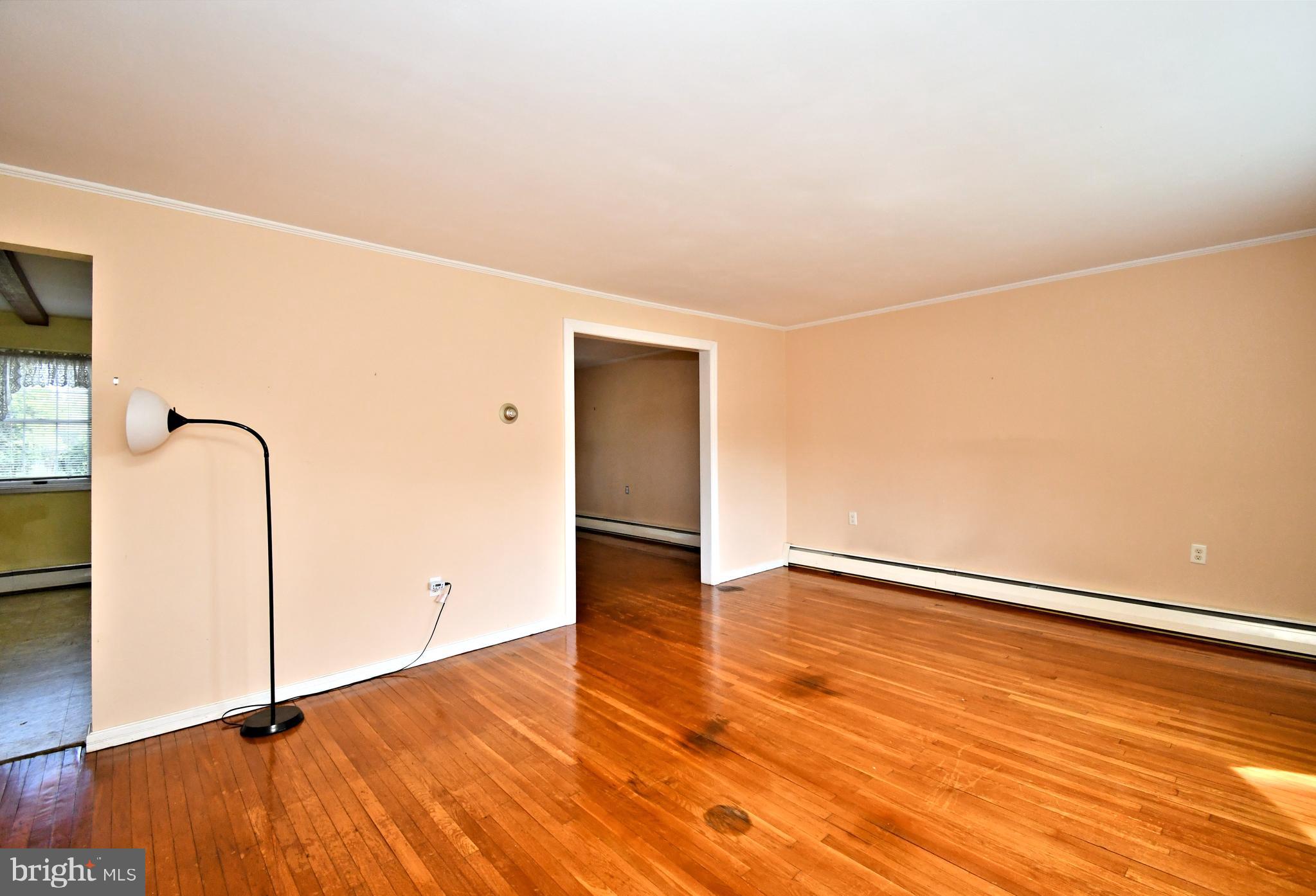 1041 HUNTER HILL DRIVE