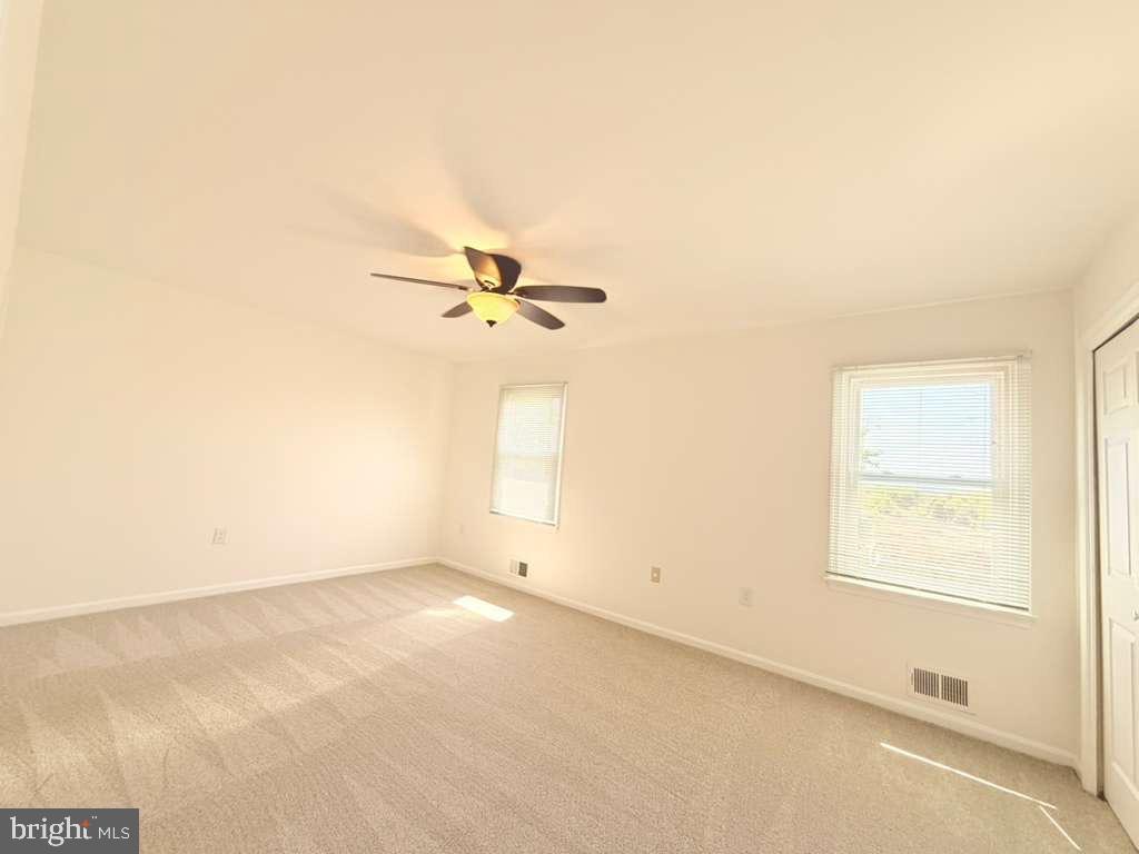 LAKEVIEW VILLAGE - Residential