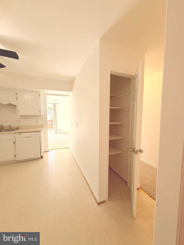 LAKEVIEW VILLAGE - Residential