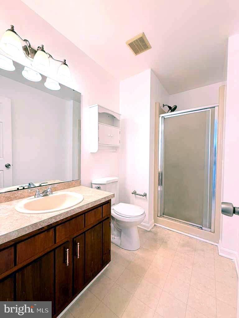 LAKEVIEW VILLAGE - Residential
